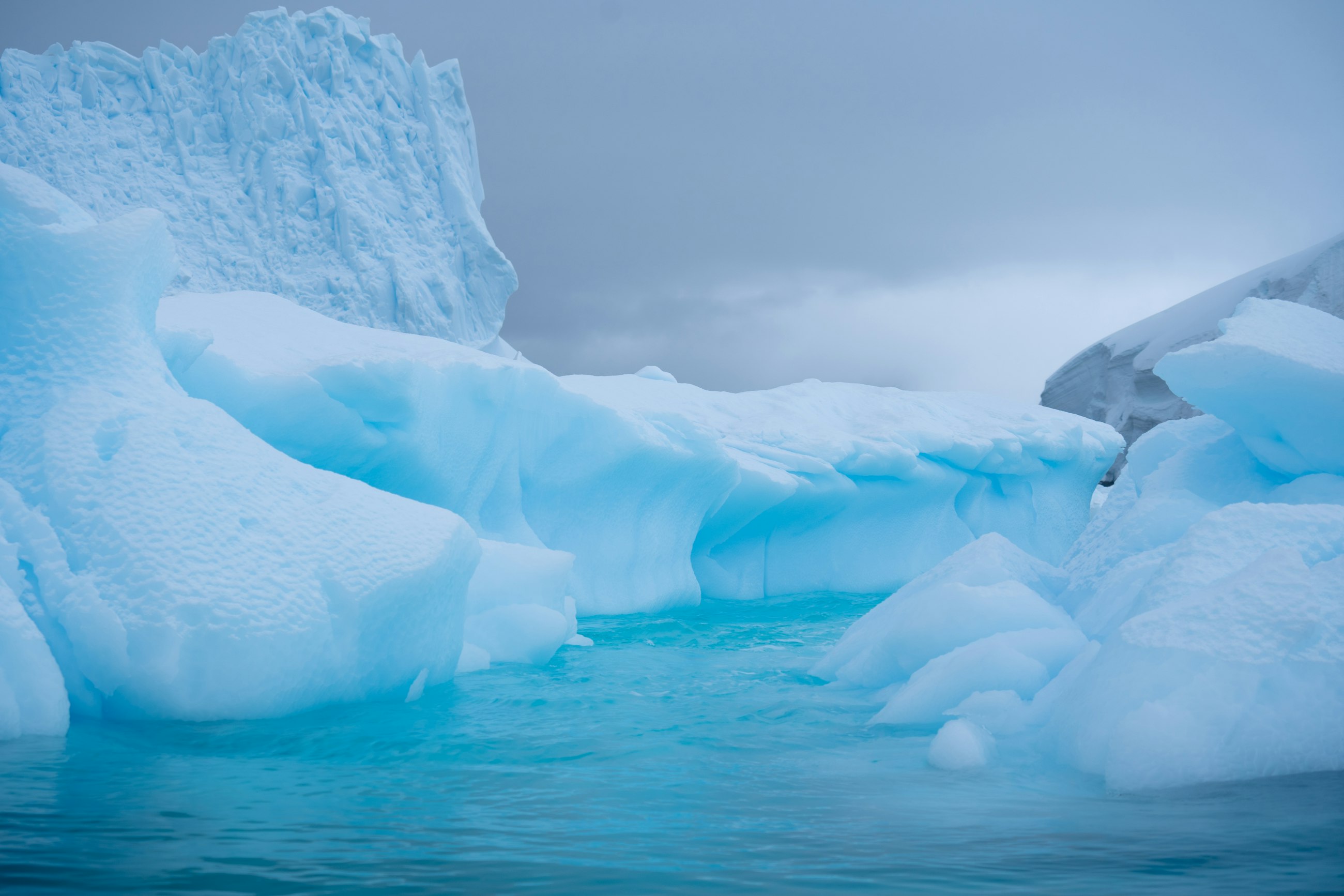 Drifting arctic pack ice